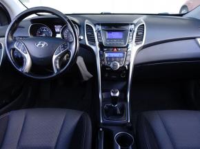 Hyundai i30  1.6 GDI 