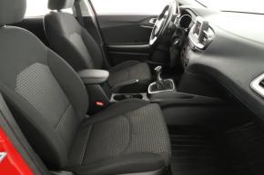 Kia Ceed  1.4 CVVT Cool 