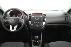 Kia Ceed  1.4 CVVT 