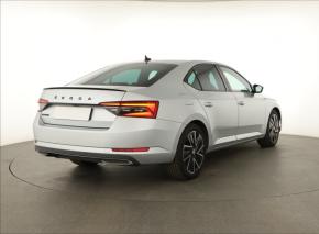 Škoda Superb  2.0 TDI Sportline 