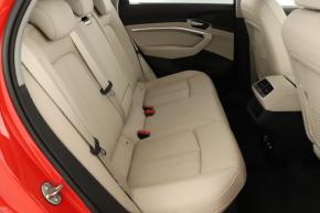 Audi e-tron  e-tron 55 quattro 