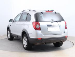 Chevrolet Captiva  2.4 i 