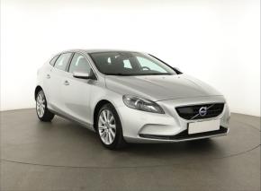Volvo V40  2.0 D3 
