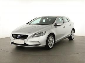 Volvo V40  2.0 D3 