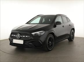 Mercedes-Benz GLA  GLA 200 AMG Line 