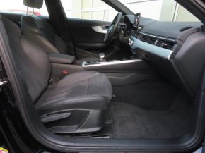 Audi A4  35 TDI S-Line 