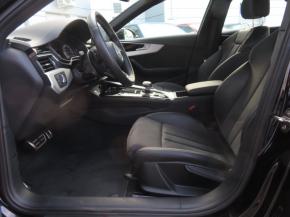 Audi A4  35 TDI S-Line 