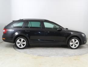 Škoda Octavia  Scout 2.0 TDI 