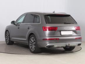 Audi Q7  3.0 TDI 