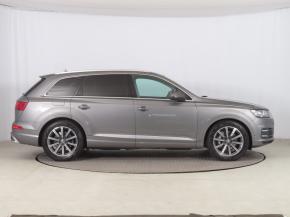 Audi Q7  3.0 TDI 