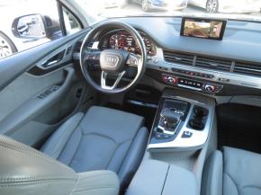Audi Q7  3.0 TDI 