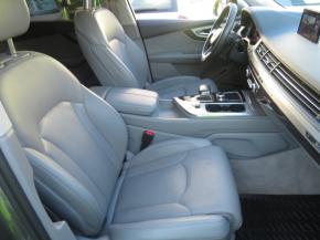 Audi Q7  3.0 TDI 