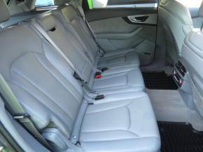 Audi Q7  3.0 TDI 