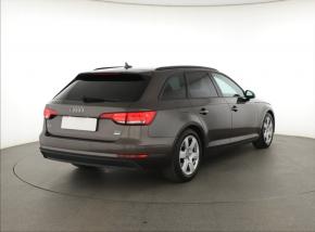 Audi A4  2.0 TDI 