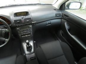 Toyota Avensis  1.8 VVT-i 