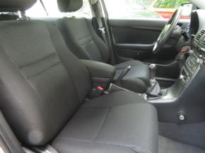 Toyota Avensis  1.8 VVT-i 