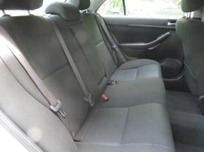 Toyota Avensis  1.8 VVT-i 