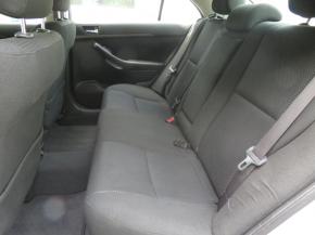 Toyota Avensis  1.8 VVT-i 