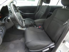 Toyota Avensis  1.8 VVT-i 