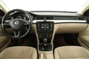 Škoda Superb  2.0 TDI Elegance 