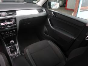 Škoda Rapid Spaceback  1.2 TSI Scoutline 