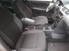 Škoda Rapid Spaceback  1.2 TSI Scoutline 
