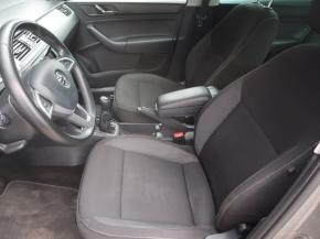 Škoda Rapid Spaceback  1.2 TSI Scoutline 