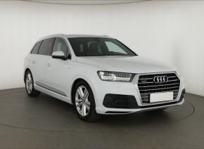 Audi Q7  3.0 TDI S-Line 