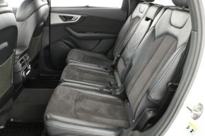 Audi Q7  3.0 TDI S-Line 