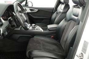 Audi Q7  3.0 TDI S-Line 