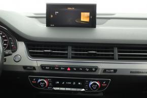 Audi Q7  3.0 TDI S-Line 