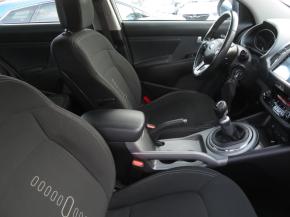 Kia Sportage  1.7 CRDi Silver 