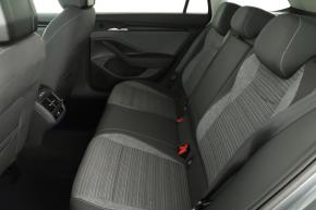 Škoda Superb  2.0 TDI Selection 
