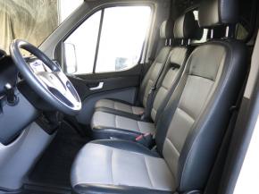 Hyundai H350  2.5 CRDI 