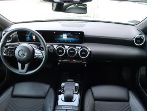Mercedes-Benz A  A 180d 