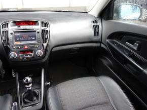 Kia Ceed  1.6 CRDi 