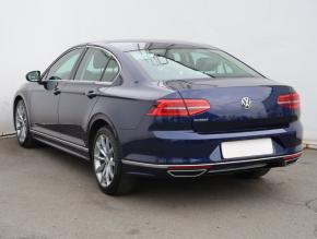Volkswagen Passat  2.0 TDI R-Line 