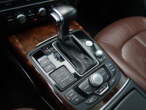 Audi A6  3.0 TDI Basis 