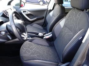 Peugeot 2008  1.2 PureTech 