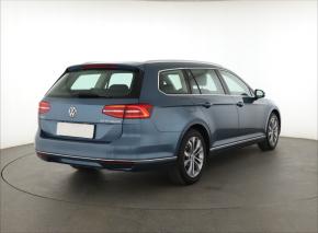 Volkswagen Passat  2.0 TDI 