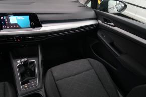 Volkswagen Golf  1.5 TSI Life 