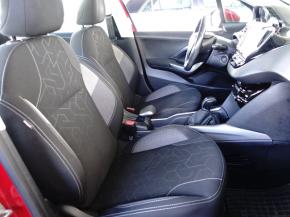 Peugeot 2008  1.2 PureTech 