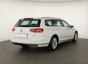 Volkswagen Passat  2.0 TDI 