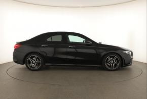 Mercedes-Benz A  A 200 AMG Line 