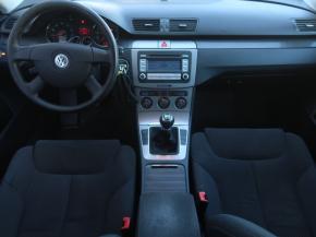Volkswagen Passat  2.0 TFSI 