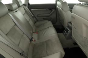 Audi A6  3.2 FSI 