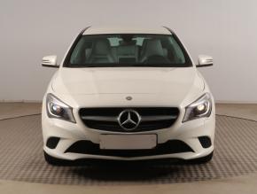 Mercedes-Benz CLA  200 