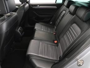 Volkswagen Passat  1.5 TSI Highline 