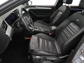 Volkswagen Passat  1.5 TSI Highline 