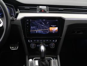 Volkswagen Passat  1.5 TSI Highline 